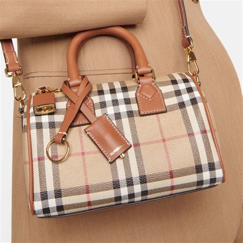 replica burberry clothing suppliers|how to tell if burberry bag is real.